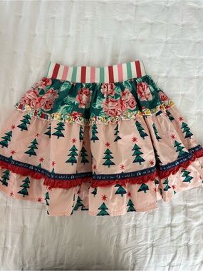 Wildflowers girls skirt. Size 8